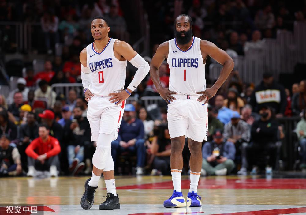 泪流满面，小贾两记三分球带走胜利，这比火箭队结束3连败更重要